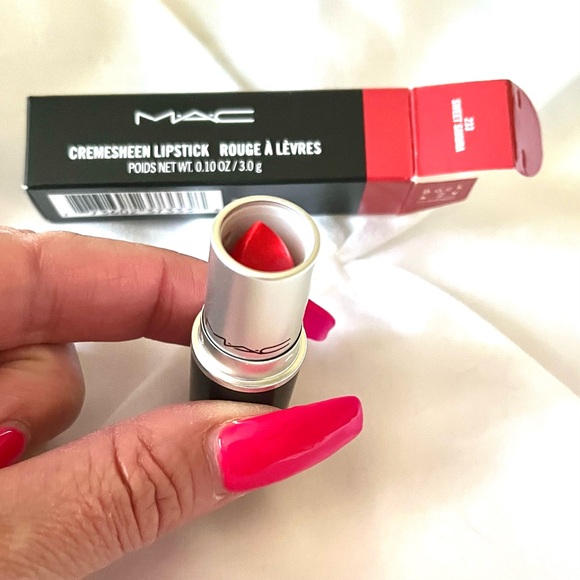 MAC CREMESHEEN LIPSTICK in Sweet Sakura, New in Box! - Picture 5 of 10